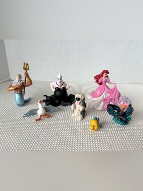 Disney Little Mermaid 7 Piece Toy Set Ariel Ursula Max Flounder King Triton